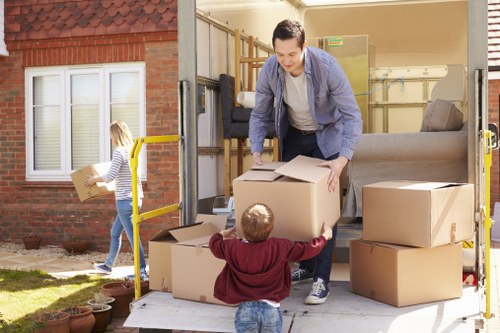 Self storage facility options for Cranford households and businesses